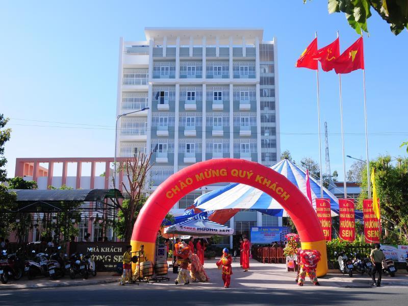 Huong Sen Hotel Cao Lanh Экстерьер фото